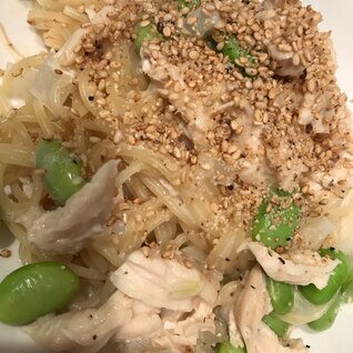 子供も大好き！ささみと枝豆の味噌クリームパスタ